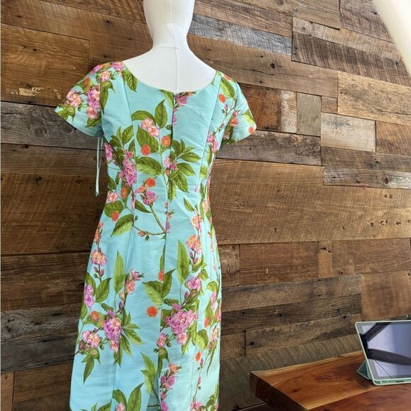 Talbots Floral Dress short sleeve, lightweight poly sheen  sz 4 - Picture 5 of 13